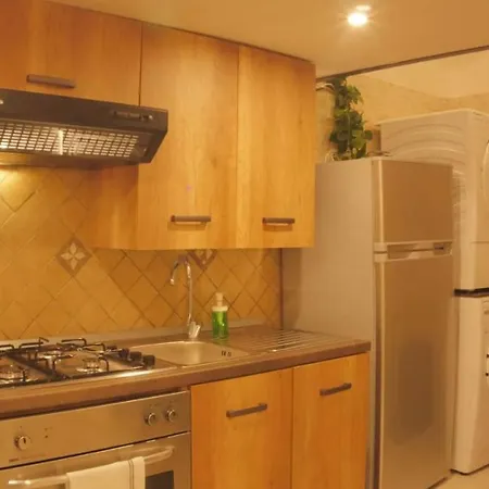 Casina A Pizzofalcone 93 アパート