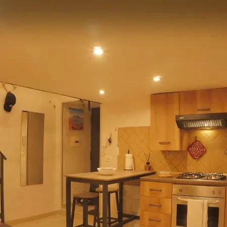 Casina A Pizzofalcone 93 アパート *